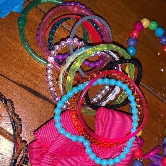 Little Girls Accessories   - Picture 7 of 13